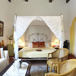 Hotel El Corsario